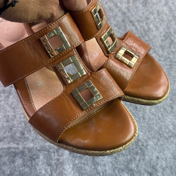 Sofft Women's 7M Cork Wedge Leather Gold Accent Slip-on Sandals - Picture 2 of 7